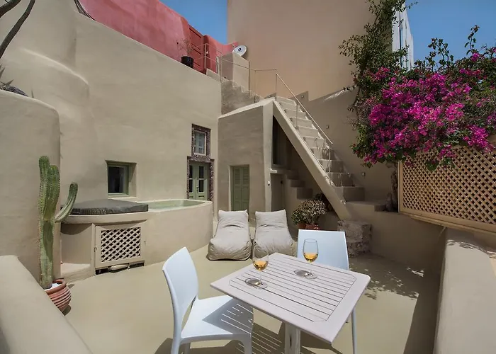 Апартаменты Opsis Cave House *