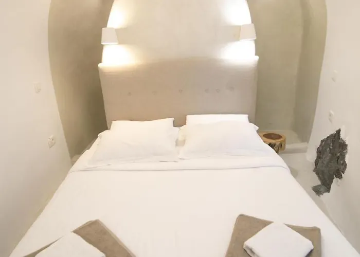 Opsis Cave House Апартаменты *