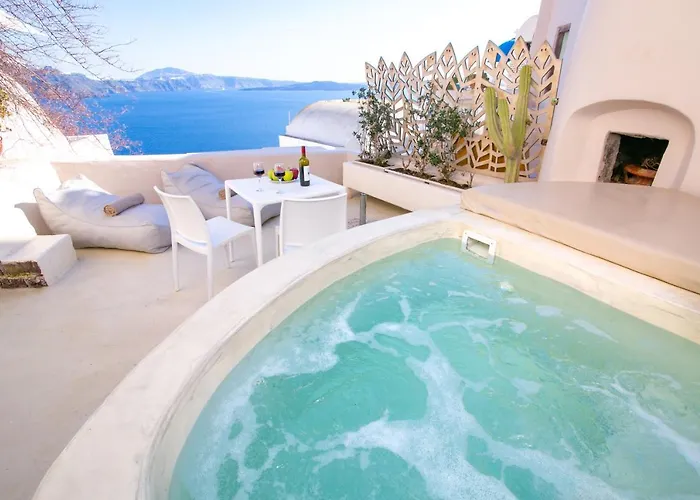 Opsis Cave House Oia (Santorini)