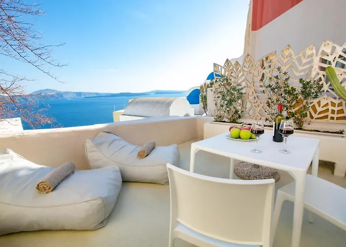 أوبسيس كييف هاوس