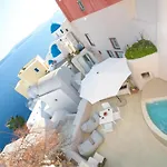 أوبسيس كييف هاوس